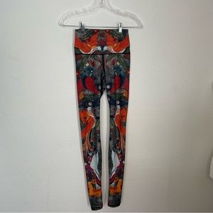 Yoga Democracy print leggings size XS
